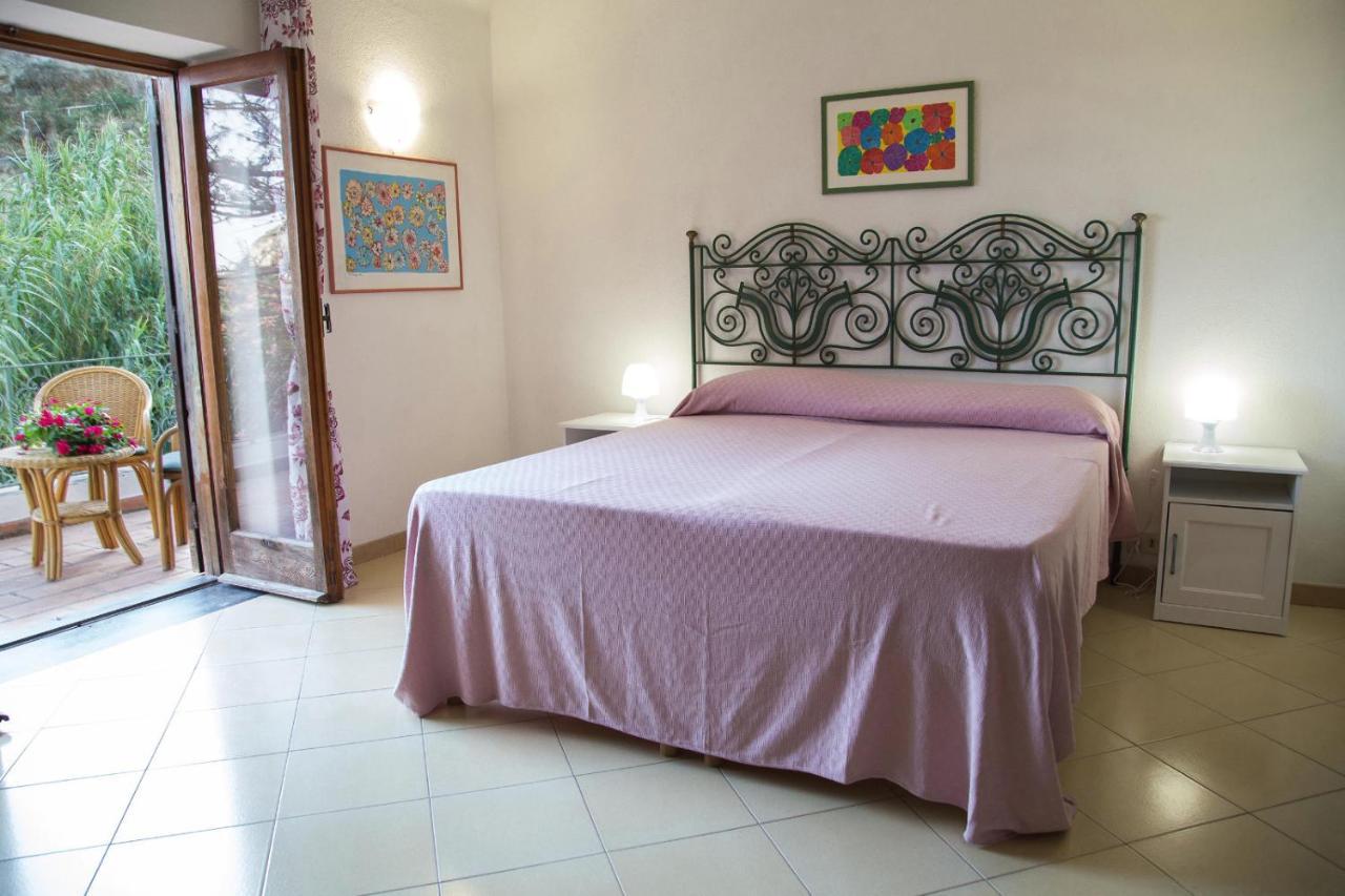 Villa Paradiso Sant'Angelo  Exteriör bild